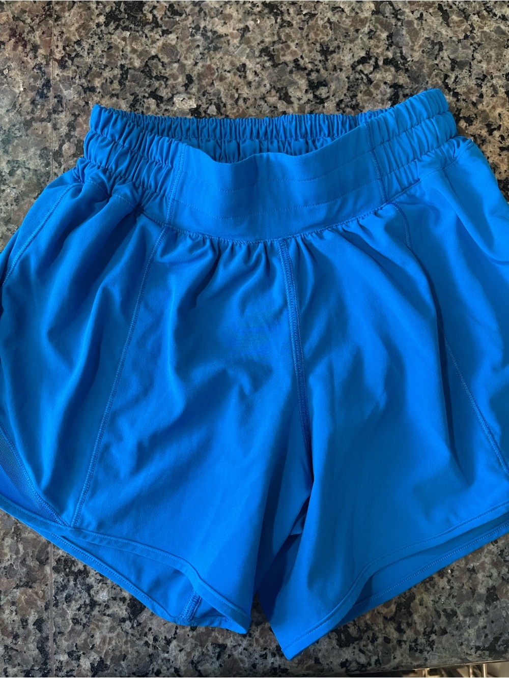 Lululemon Hotty Hot High Rise 4 inch